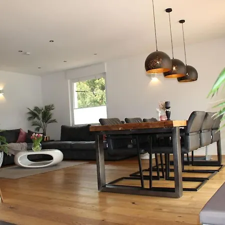 Wunderschoenes Haus - Pool, Netflix & Viele Extras Holiday home
