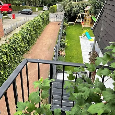 Wunderschoenes Haus - Pool, Netflix & Viele Extras *