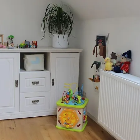 Holiday home Wunderschoenes Haus - Pool, Netflix & Viele Extras Krefeld